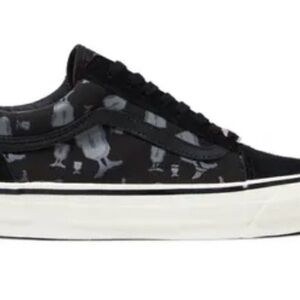 Undefeated X Vans U Old Skool Black and White Sneakers 10US 43EU NIB NWT